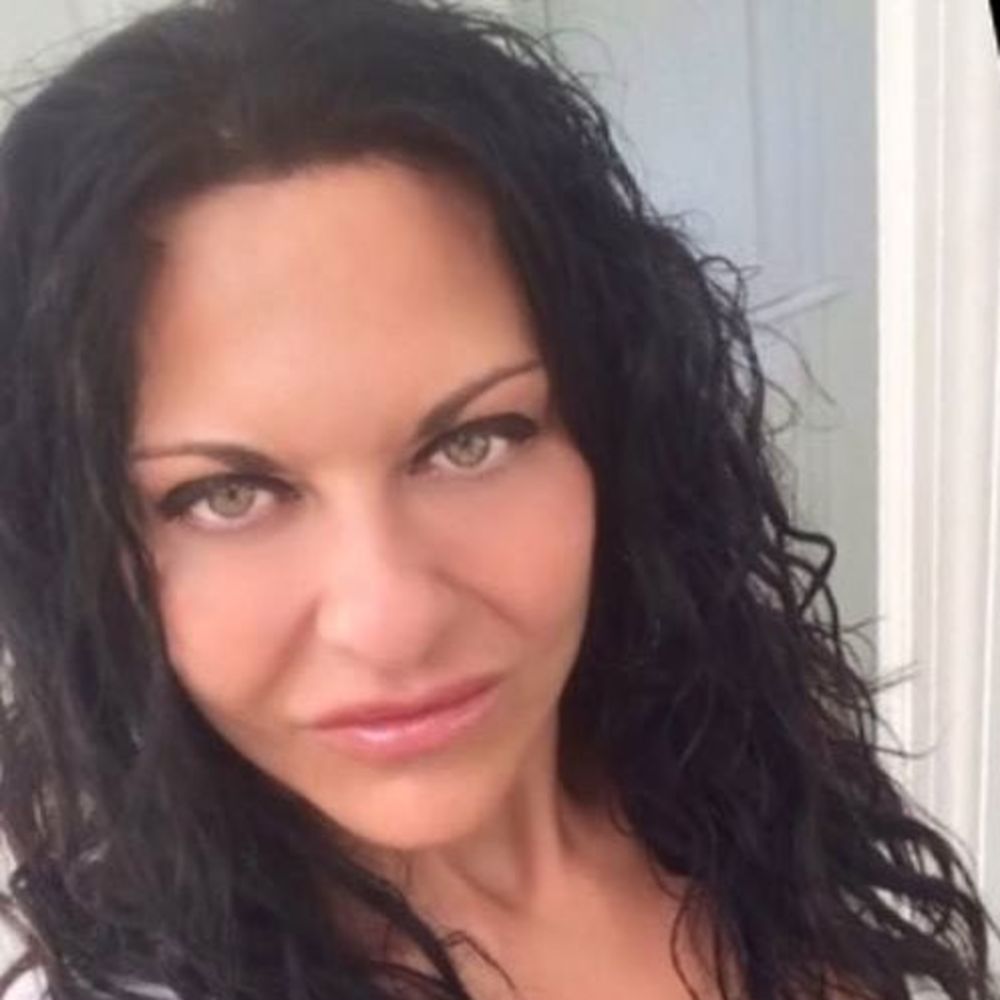 Meet your Posher, Michele